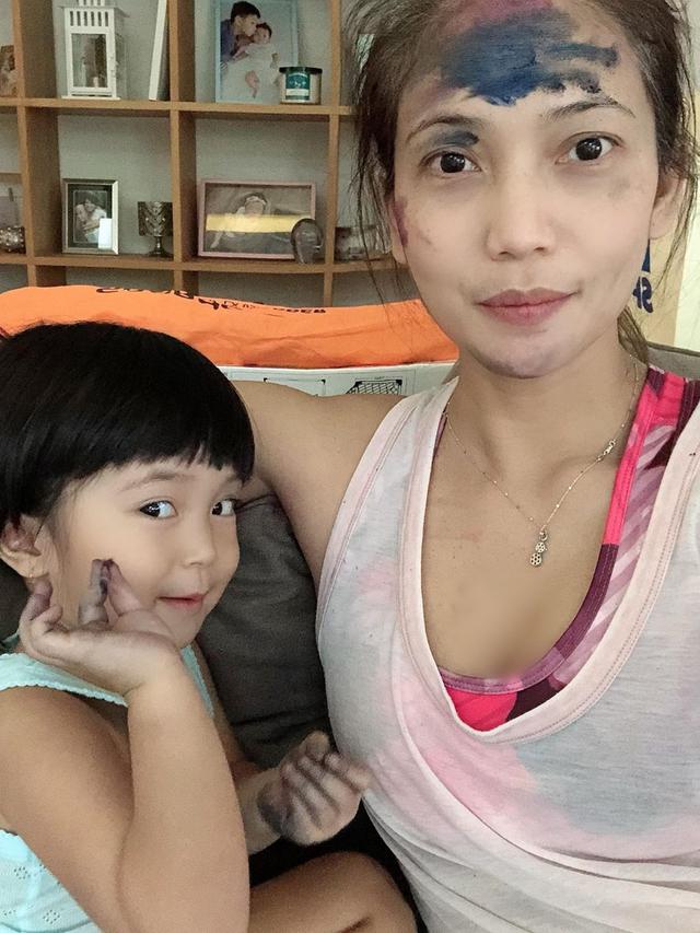 Jarang Tampil di Layar Kaca, Ini 7 Potret Terbaru Kinaryosih