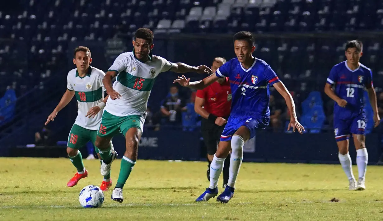 Bersama Timnas Indonesia, ia baru tampil 4 kali dengan torehan 2 gol dan 2 assist sejak debut pada 7 Oktober 2021 di bawah pelatih Shin Tae-yong menghadapi Chinese Taipei di Kualifikasi Piala Asia 2023. Di laga terakhir kontra Myanmar, ia menyumbang 1 gol dan 1 assist. (Dok. PSSI)