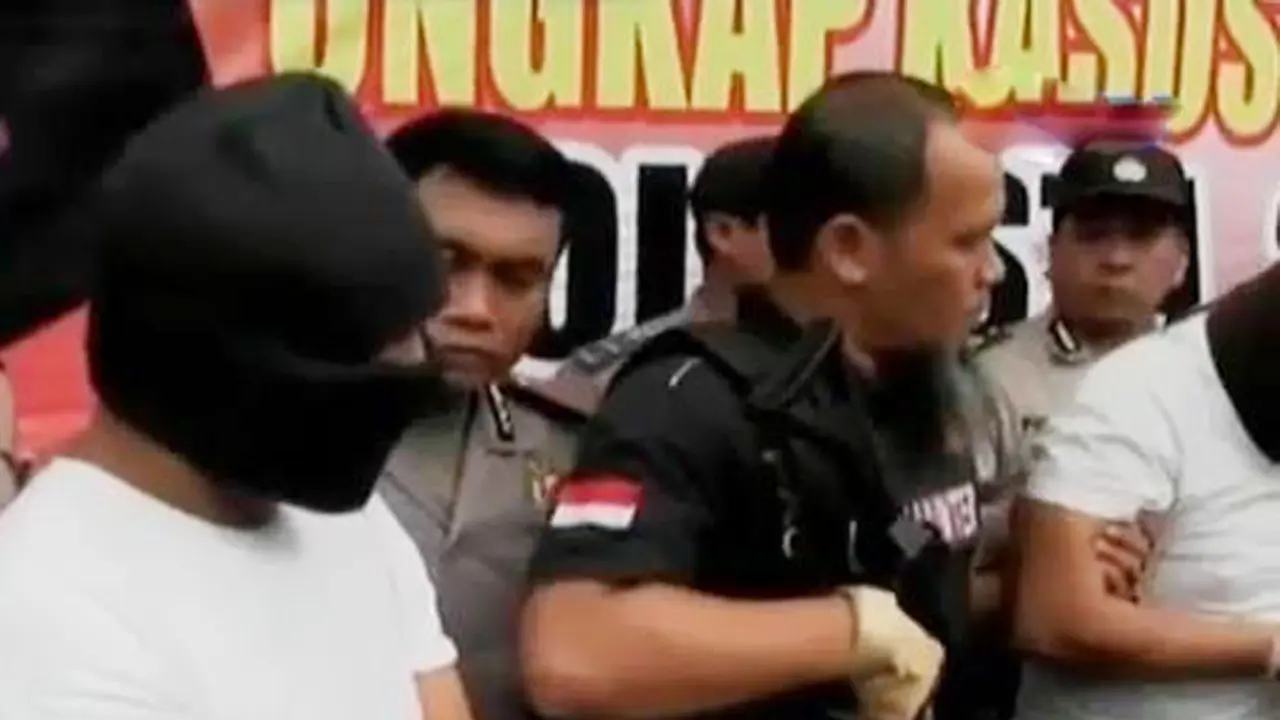 Polres Sidoarjo Bekuk WN Peru Sindikat Bobol ATM