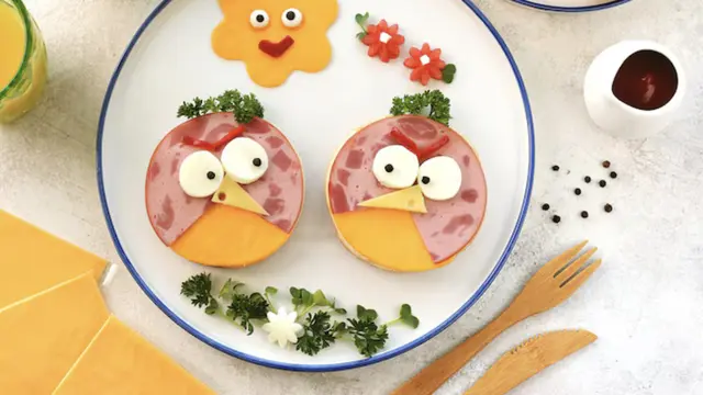 5 Ide Plating Kreatif Untuk Membantu Anak Lahap Makan (photo by freepik.com)