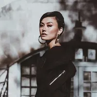 Deretan transformasi gaya rambt Agnez Mo yang selalu curi perhatian. (Sumber: Instagram/@agnezmo)