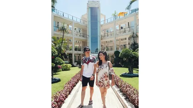 Potret Kedekatan Sean Ivan De Beule dengan Irish Bella, Sang Adik yang Jadi Wali Pernikahannya
