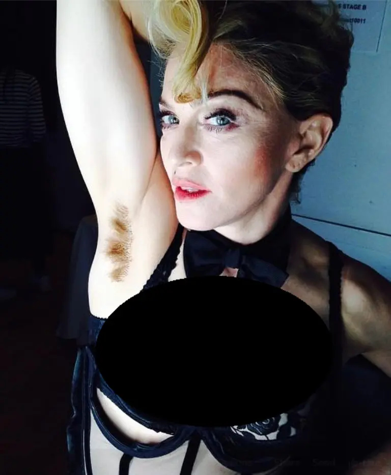 Madonna dan bulu ketiaknya [foto: Facebook]