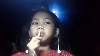 Viral Aksi Lucu Bocah Review Makanan di Video ASMR Ini Bikin Gemas
