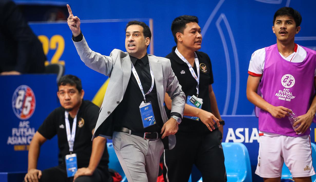 Hingga babak pertama usai pasukan Mohammed Hashemzadeh mampu menahan imbang Jepang dengan skor 0-0. (AFC)