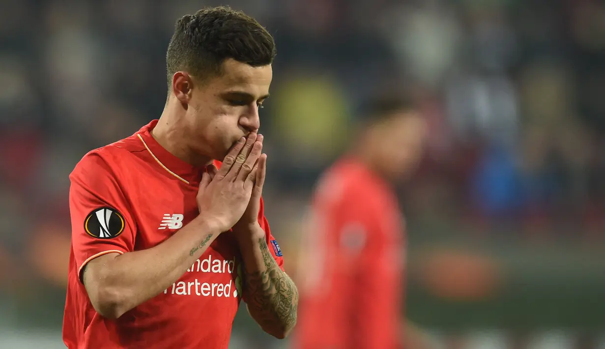 Philippe Coutinho sering dijuluki "penyihir cilik" oleh fans Liverpool karena memiliki tendangan jarak jauh yang mengagumkan. Sayangnya, ia memutuskan hengkang menuju Barcelona dan tak mampu tampil gemilang seperti The Reds. (AFP/Christof Stache)