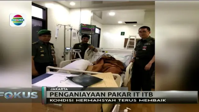 Ahli IT ITB yang dikeroyok orang tak dikenal di Tol Jagorawi, Hermansyah, masih dirawat tim dokter di Ruang ICU RSPAD Gatot Subroto Jakarta.