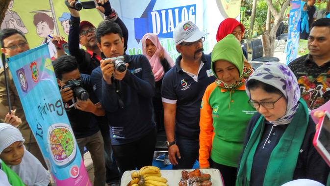 Menteri Kesehatan RI Nila F. Moeloek mengingatkan pentingnya ikan bagi ibu hami. (Foto: Liputan6.com/Fitri Haryanti Harsono)