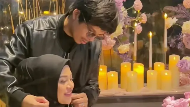 Atta Halilintar dan Aurel Hermansyah rayakan anniversary kedua (Instagram/attahalilintar)