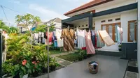 8 Tips Pakaian Tidak Bau Apek, Jangan Abaikan Cara Pengeringannya