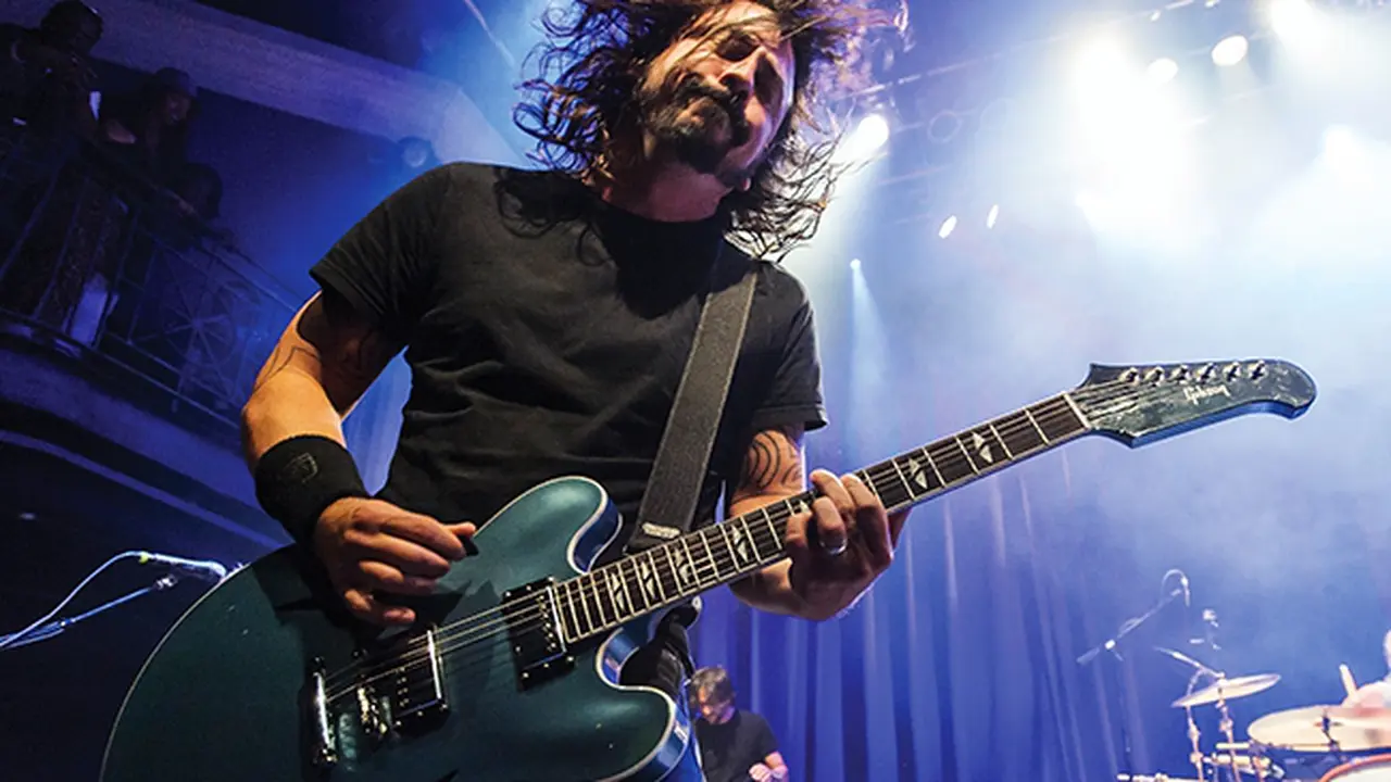 Vokalis Foo Fighters Tampil Dramatis di Trailer Acara Televisi