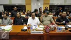 Jaksa Agung HM Prasetyo saat menghadiri rapat kerja dengan komisi III DPR di gedung Nusantara II, Jakarta, Selasa (19/1). Rapat membahas masalah-masalah aktual berkaitan dengan kinerja kejaksaan dan perkara yang ditangani. (Liputan6.com/Johan Tallo)
