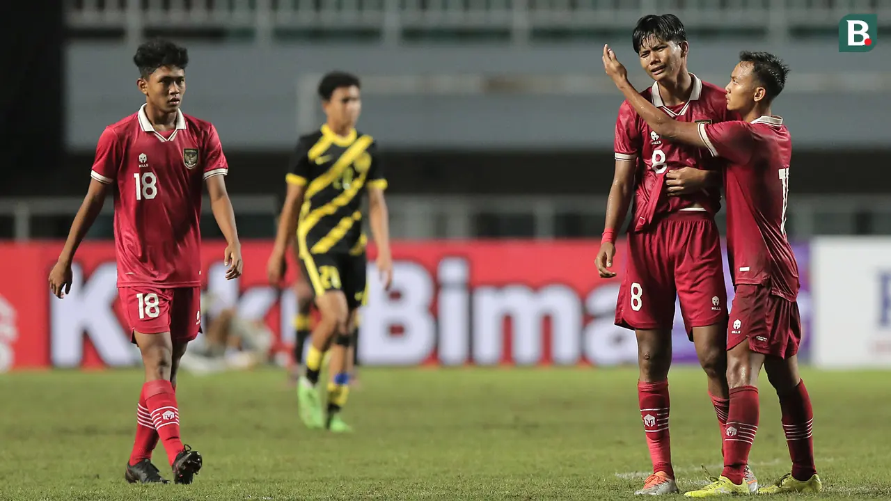 Foto: Arkhan Kaka Menangis Usai Timnas Indonesia U-17 Dibantai Malaysia
