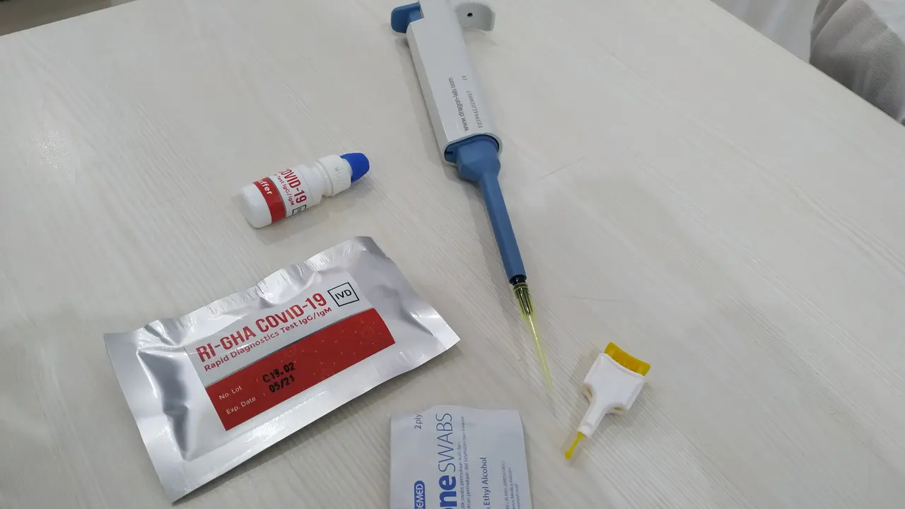 Alat rapid test produksi dalam negeri