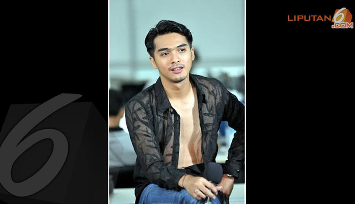  FOTO Ini Dia Baju  Transparan Ricky  Harun  Foto Liputan6 com