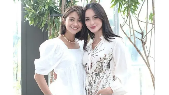 7 Potret Perayaan Ulang Tahun Ririn Ekawati dengan Keluarga, Ibnu Jamil Ikut Temani