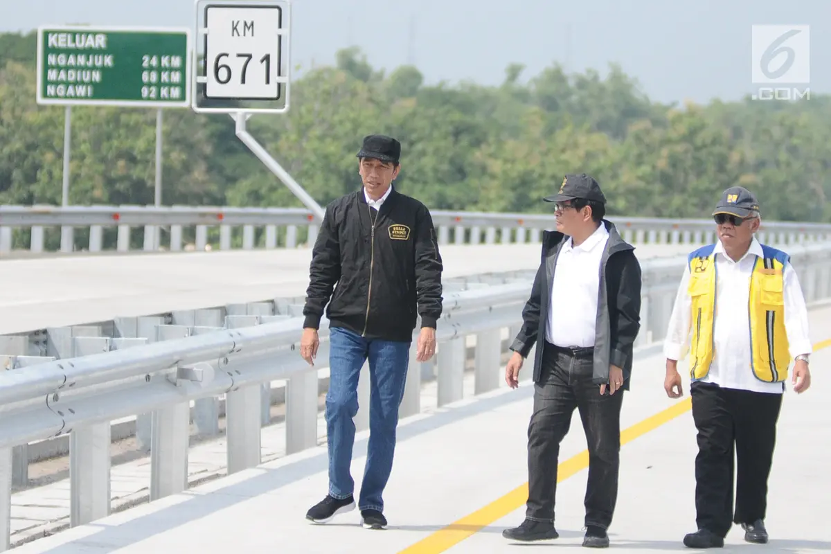 Presiden Jokowi Resmikan 4 Ruas Tol Trans Jawa