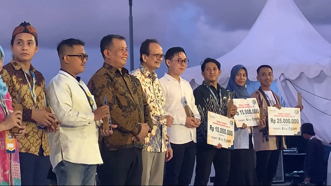 Wakil Menteri Usaha Mikro, Kecil dan Menengah (UMKM) Helvi Yuni Moraza dalam kegiatan MikroEx Summit 2024 di Kuta, Bali, dikutip Jumat (15/11/2024). (Natasha/Liputan6.com)