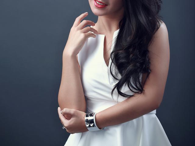 Irish Bella Belajar Islam Di Film 2 Batas Waktu News Entertainment Fimela Com