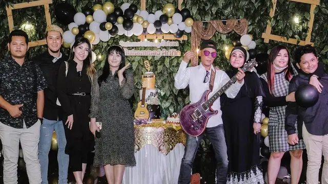 Ulang Tahun Papa Via Vallen