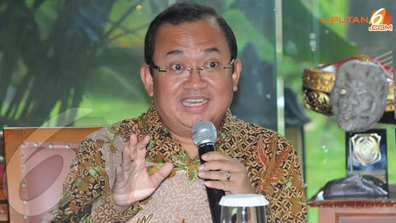 4-kunjungi-habibie-140203-b.jpg