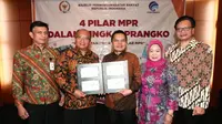 MPR bekerjasama dengan sejumlah instansi pemerintahan, meluncurkan prangko sebagai upaya sosialisasi Empat Pilar MPR RI.
