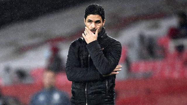 Foto Liga Inggris: Reaksi Mikel Arteta Kala Arsenal Digilas Aston Villa di Stadion Emirates