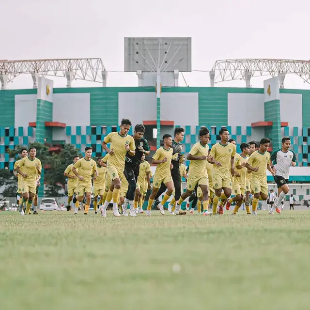 6 Potret Latihan Tim Persebaya, Persiapan Jelang Seri Keempat BRI Liga 1