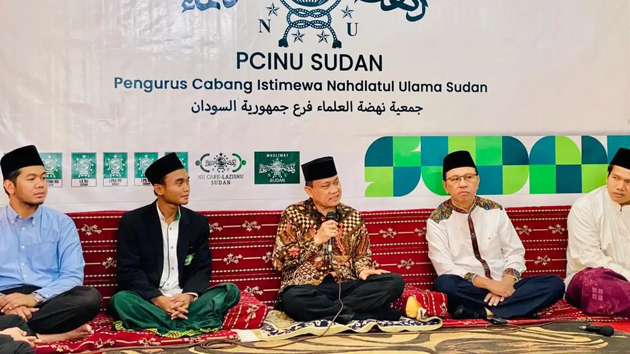 Dubes Sunarko pada Senin (3/4) mengunjungi Sekretariat Pengurus Cabang Istimewa Nahdlatul Ulama Sudan bertempat di Arkaweet, Khartoum. ​