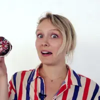 Ingin kenyang, tapi nggak ingin makan nasi? Bikin donat es krim!