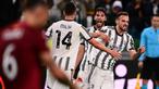 Pemain Juventus, Federico Gatti melakukan selebrasi setelah mencetak gol penyeimbang 1-1 ke gawang Sevilla pada laga leg pertama semifinal Liga Europa 2022/2023 di Allianz Stadium, Juventus, Jumat (12/05/2023) WIB. (AFP/Marco Bertorello)