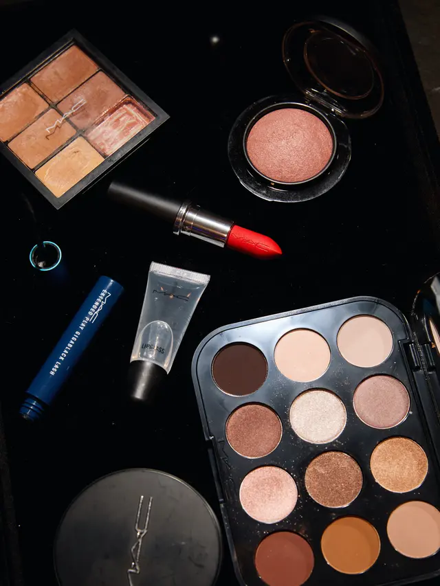 Usai Aksi Makan Lipstiknya Viral di MTV VMA 2025, Doja Cat Resmi Jadi Global Ambassador M·A·C Cosmetics