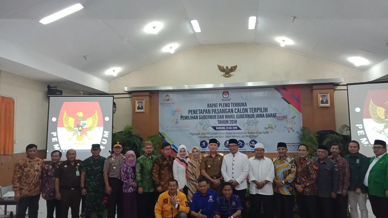 Foto bersama Ridwan Kamil