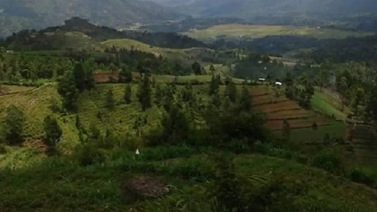 Pagi Dingin di Kaki Gunung Bawakaraeng Sulsel