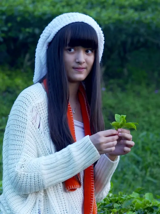 [Bintang] Mawar de Jongh