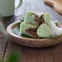 ilustrasi kue putu/copyright Shutterstock