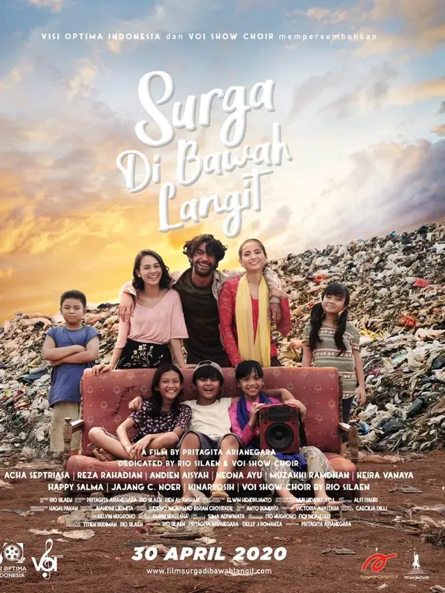Film bergenre drama musikal Surga di Bawah Langit siap meramaikan perfilman Tanah Air.
