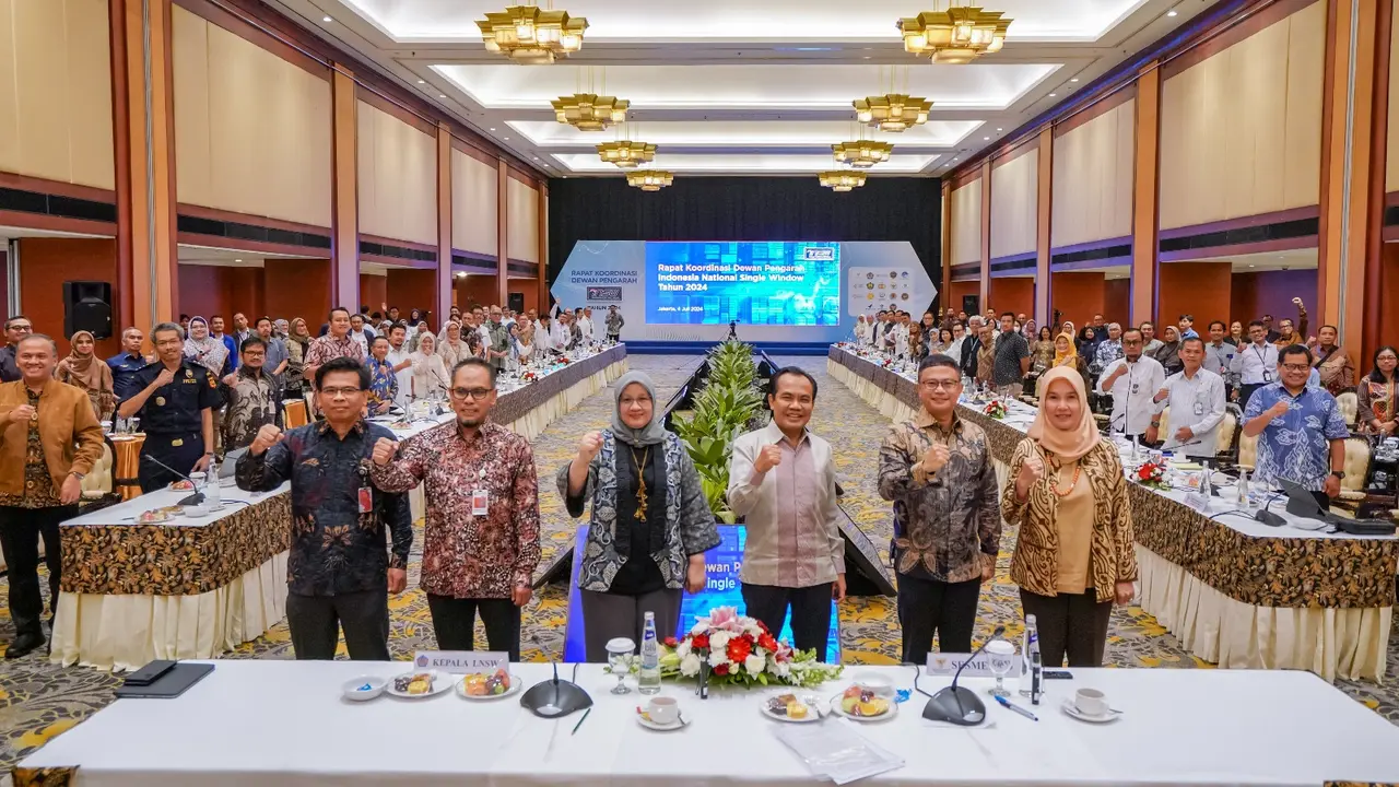 Rapat Koordinasi Dewan Pengarah  Indonesia National Single Window (INSW) yang dilaksanakan di Hotel Borobudur, Jakarta, Kamis (4/7/2024). (Dok Kemenko Perekonomian)