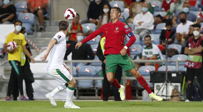 FOTO: Ronaldo Bawa Portugal Taklukkan Irlandia di Kualifikasi Piala Dunia 2022 - Bola Liputan6.com