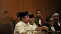 Dalam sidang perdana tersebut, Prabowo Subianto sempat menyinggung soal mendapat nol suara di ratusan TPS.(Liputan6.com/Johan Tallo)