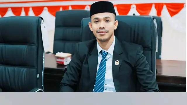 Anggota DPRD Konawe Kepulauan Laskar Bili menyoroti sikap ASDP terkait Insiden kapal kandas di perairan Pulau Bokori.