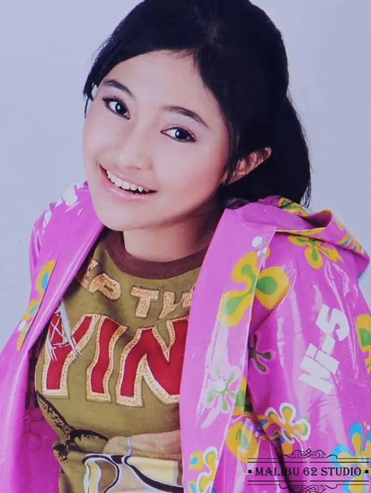 Dari dulu, Marshanda memang sudah mempunyai wajah cantik yang menawan ya. (Foto: instagram.com/malibu62studio)