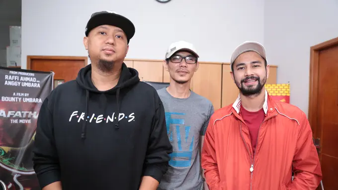 [Bintang] Raffi Ahmad, Nagita Slavina dan Rafathar