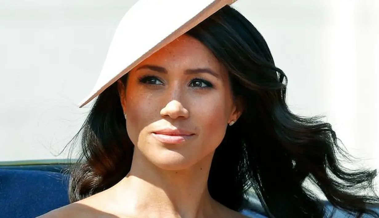 "Alasan Meghan belum bicara dengan ayahnya karena Thomas tak menghubunginya dengan cara yang baik," ujar sumber. (Getty Images-Cosmopolitan)