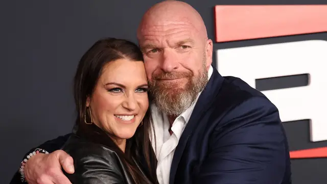 Triple H dan Stephanie McMahon