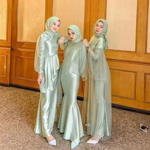 brokat dress modern 5 Modern Design Brocade Dress Models that Make Your Appearance More Elegant  and Trendy