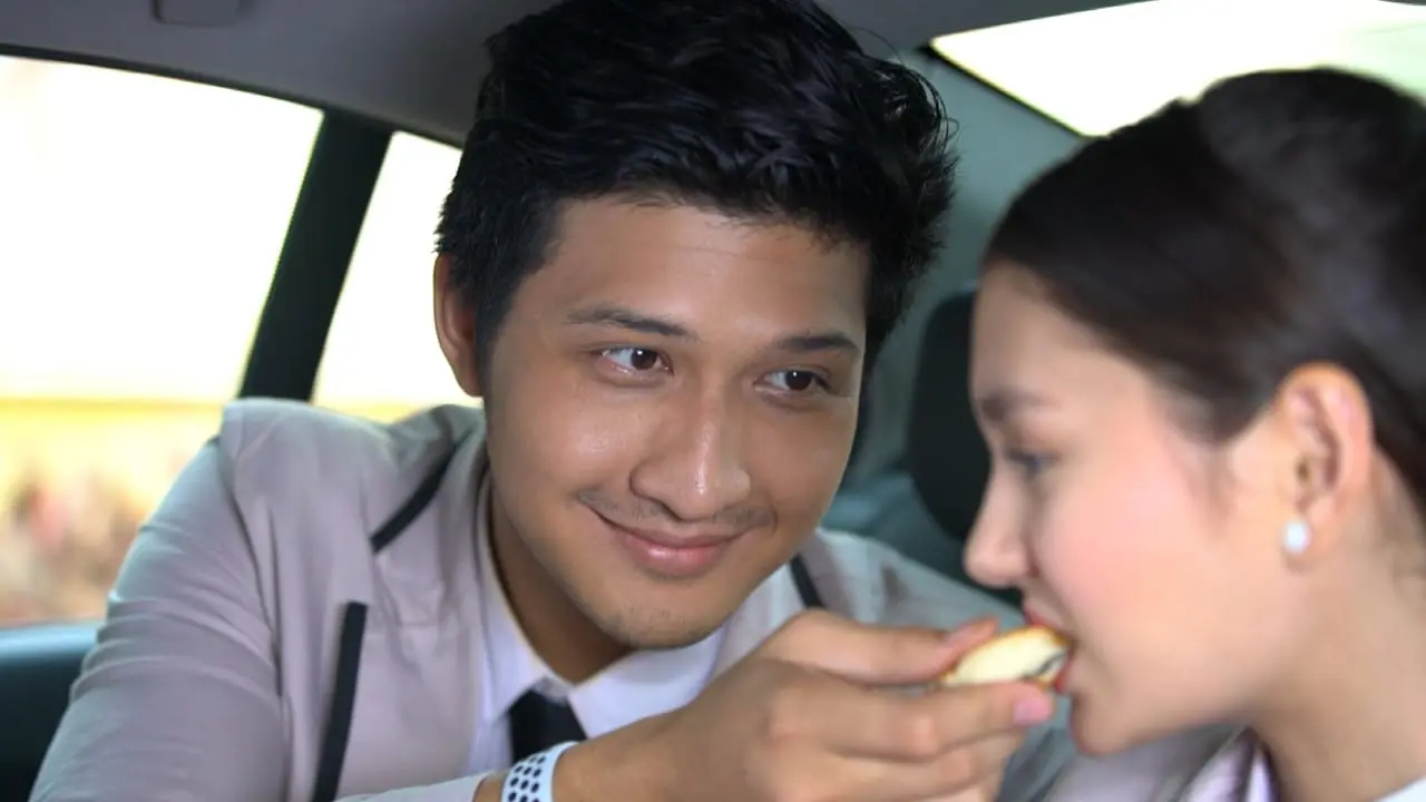Kisah Cinta Anak Tiri