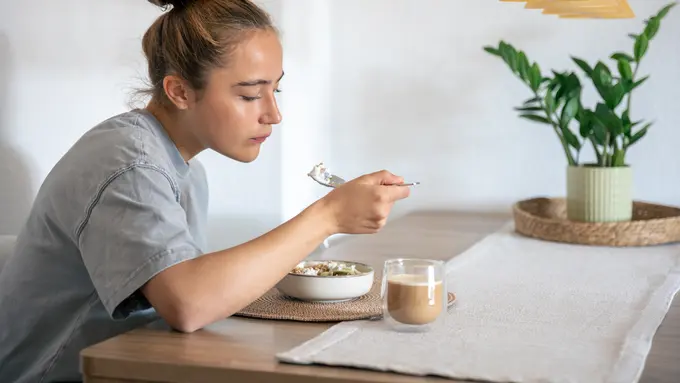 Mindful Portion Membantu untuk Mengurangi Porsi Makanan Berlebih