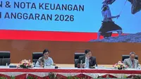Menteri Keuangan (Menkeu) Sri Mulyani dalam Konferensi Pers RAPBN dan Nota Keuangan 2026, di Kantor DJP, Jakarta, Jumat (15/8/2025). (Liputan6.com/Tira)