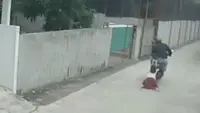 Viral Siswi SD di Medan Terseret Motor Ratusan Meter Demi Pertahankan Ponsel dari Perampok